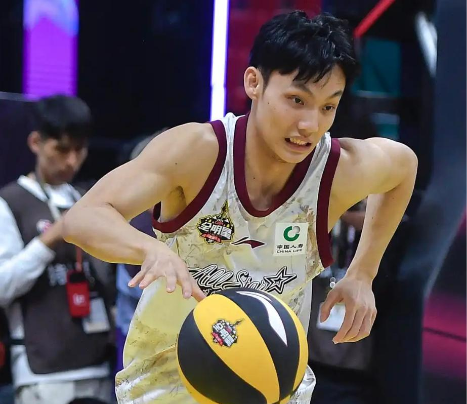 球速娱乐 -包含CBA季后赛清晨走向成谜,巴黎圣日耳曼手感冰凉,压力陡增,心理建设被强调的词条